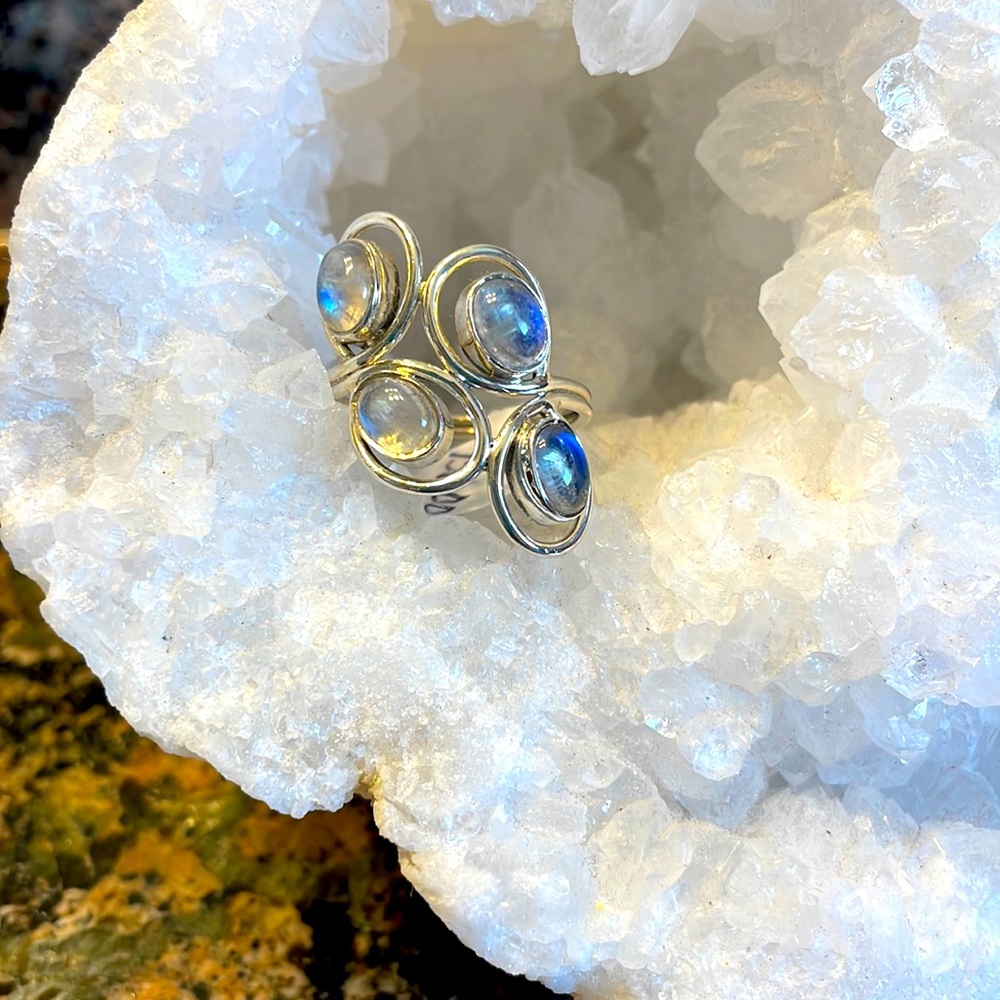 Sterling Silver Genuine Rainbow Moonstone Ring Size 10. Retail 198.00 NWT
